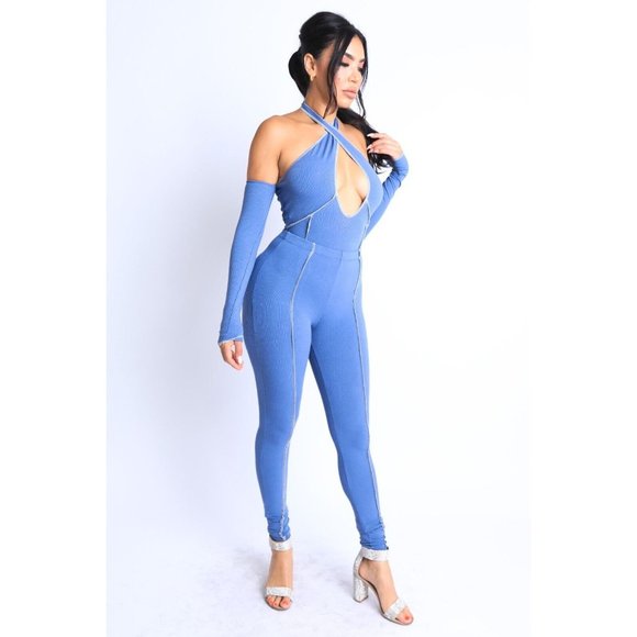 Women's Overlock Detailed Cross Halter Keyhole Neck Off The Shoulder 2 Piece Set - Picture 3 of 16